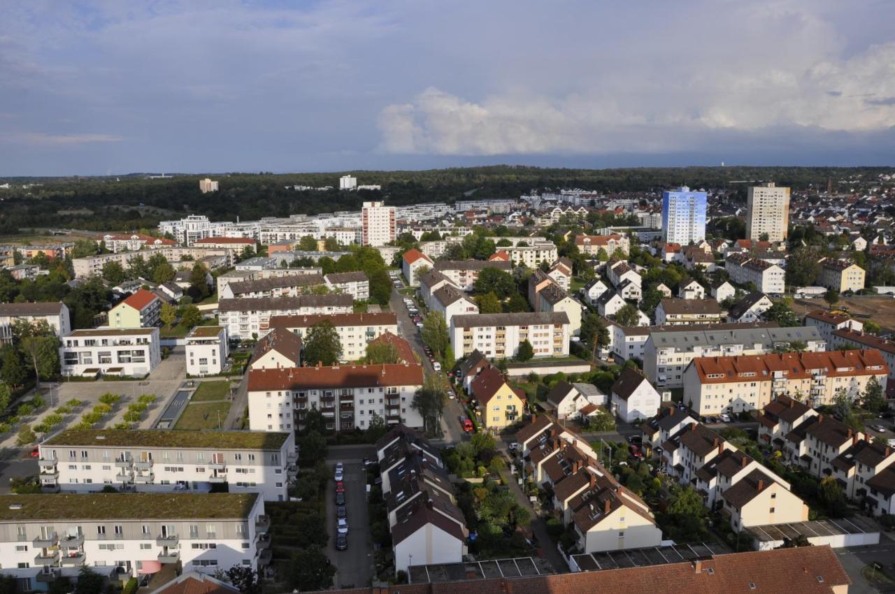Ueber Den Wolken Und Super Zentral Zwischen Frankfurt Und Darmstadt - 100Qm Langen  Eksteriør billede